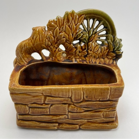 Vintage McCoy Pottery Planter - Picture 4 of 7